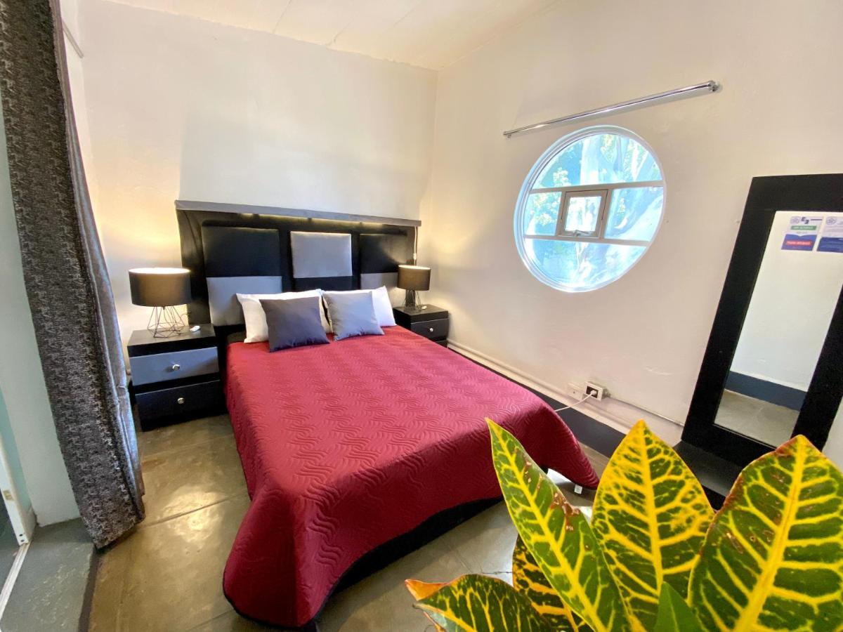 Roomies Hostel Reforma-El Angel Mexico City Ngoại thất bức ảnh